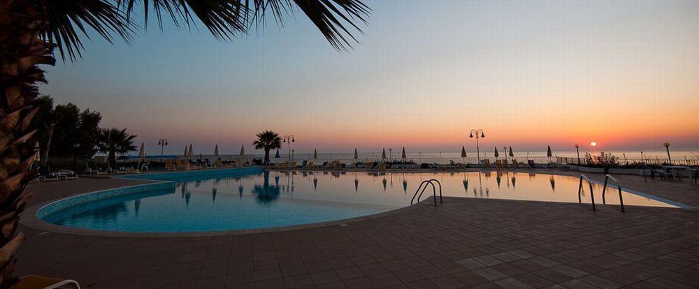 Club Esse Costa Dello Jonio Ξενοδοχείο Mandatoriccio Marina Εξωτερικό φωτογραφία