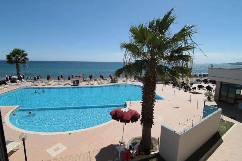 Club Esse Costa Dello Jonio Ξενοδοχείο Mandatoriccio Marina Εξωτερικό φωτογραφία